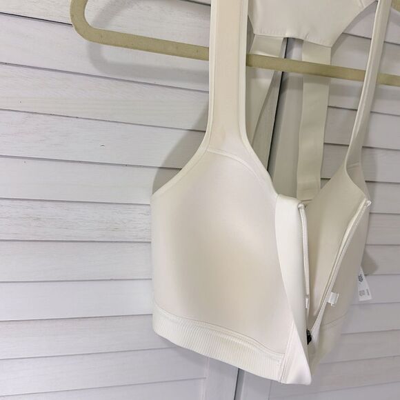 Sports Bra Size 34DD All In Motion Off White * - Picture 6 of 9